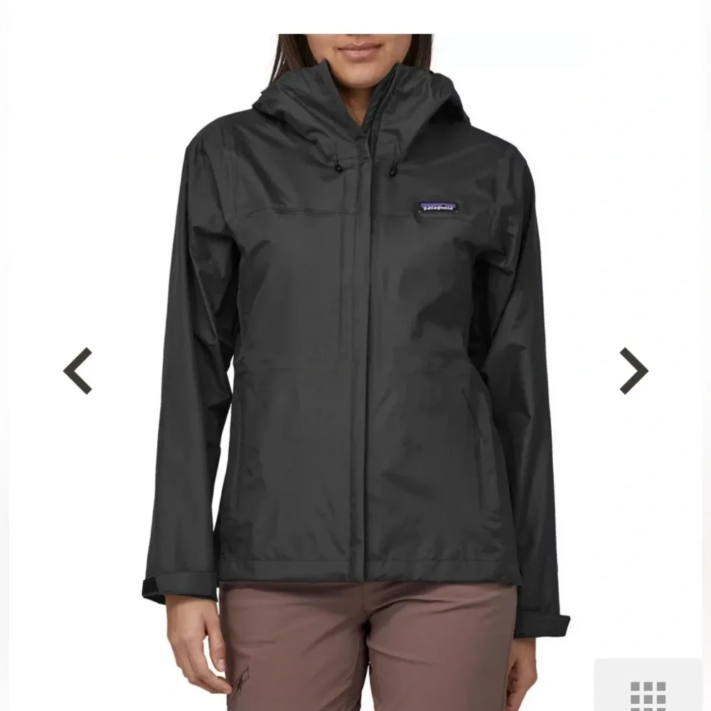 Patagonia Women's Torrentshell 3L Rain Jacket Black, Size XL - Picture 8 of 8